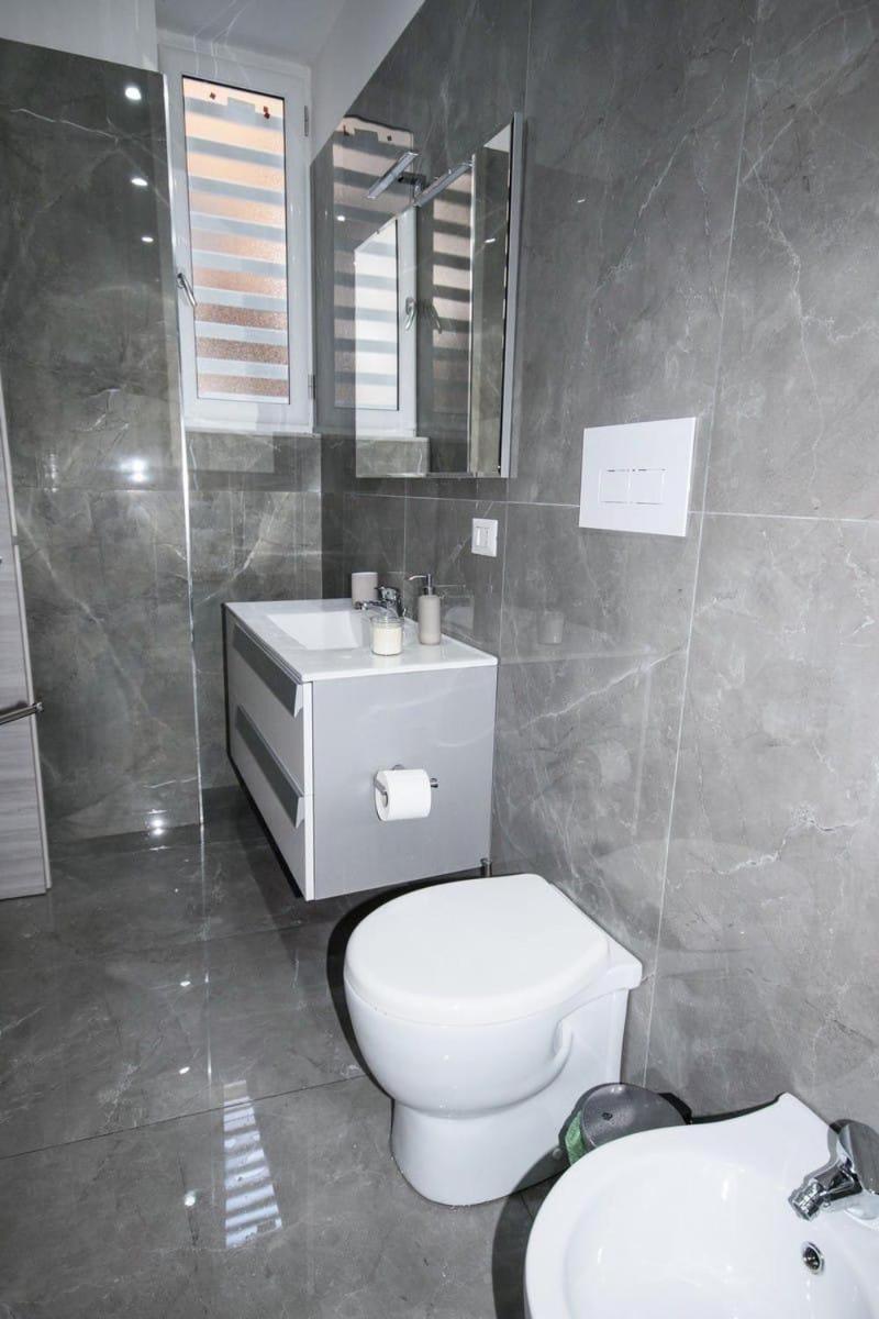 Terra Mia 2 * Naples